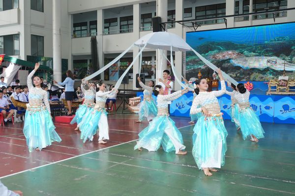 โรงเรียนปรีชานุศาสน์